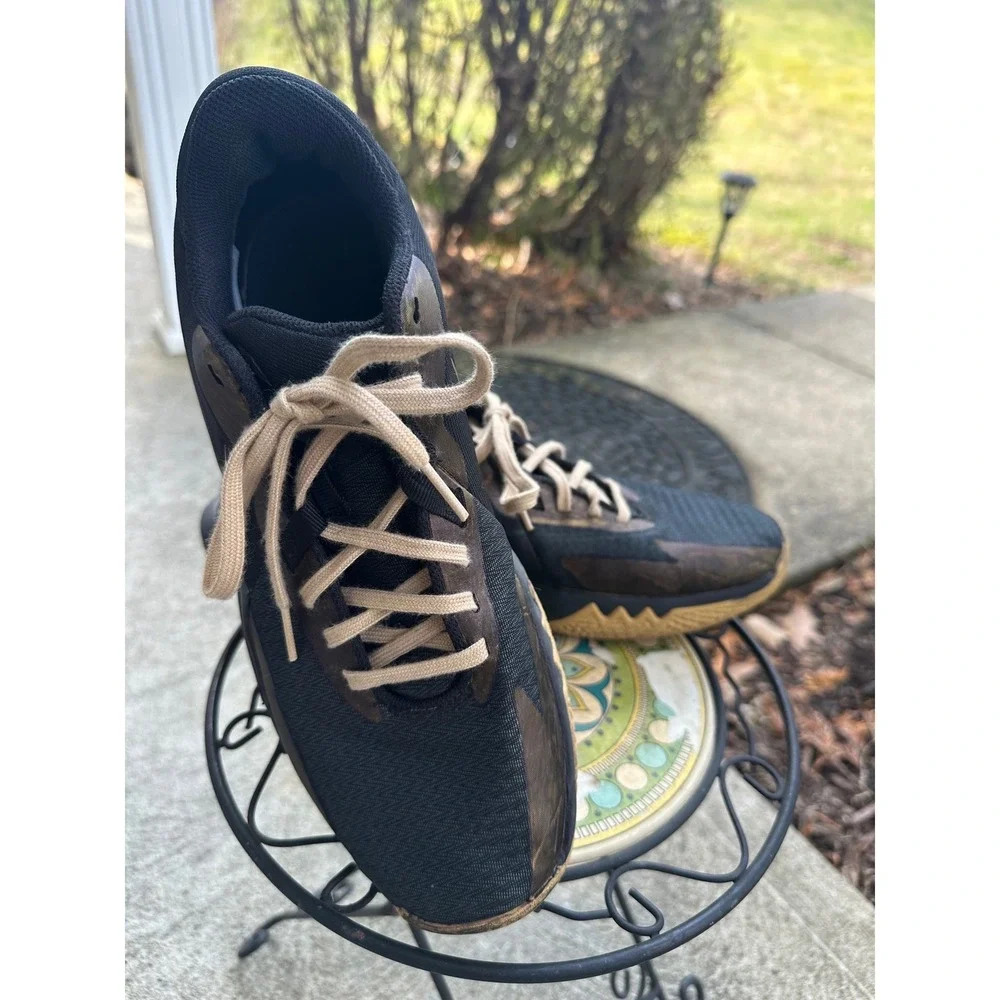 Nike Precision 6 Basketball Shoes Black Gold Men's Size 10‎ Low Top Sneakers